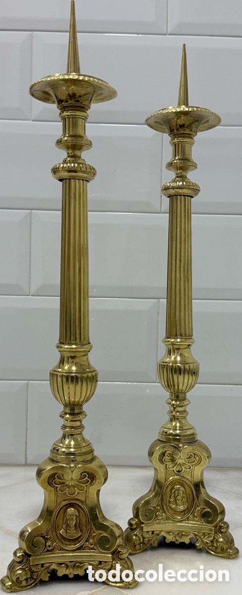 Antig&uuml;edades: ANTIGUOS HACHEROS/CANDELABROS IGLESIA BRONCE SIGLO XIX