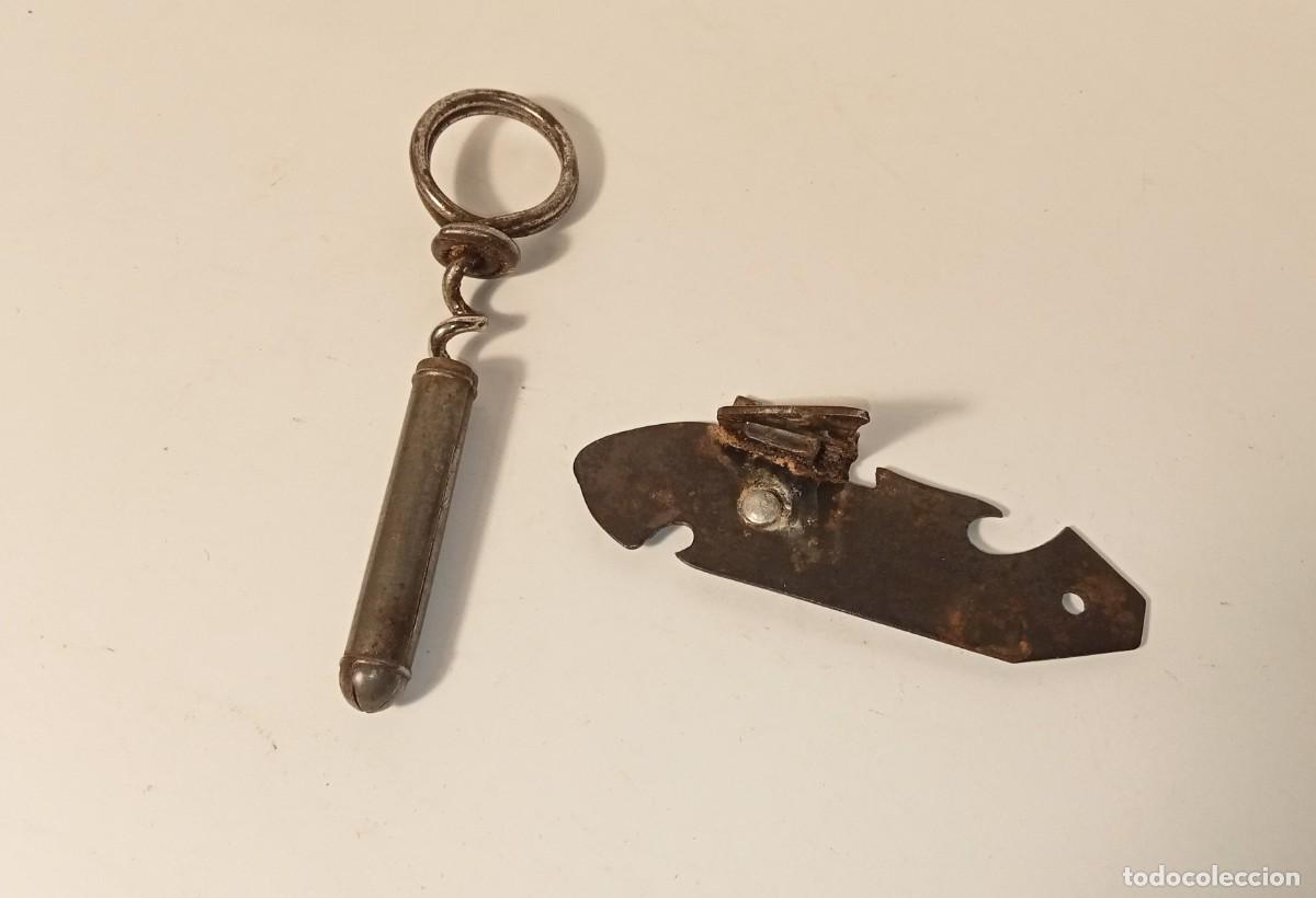Antig&uuml;edades: SACACORCHOS Y ABRELATAS ANTIGUOS - Foto 2