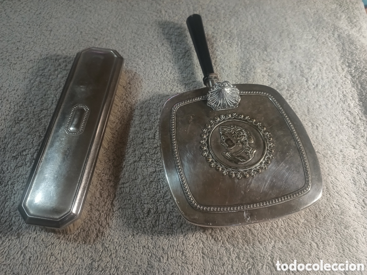 Antig&uuml;edades: ANTIGUO RECOGE MIGAS RECOGEMIGAS RECOGECENIZA RECOGE CENIZA PLATEADO MARCA MENESES SPAIN