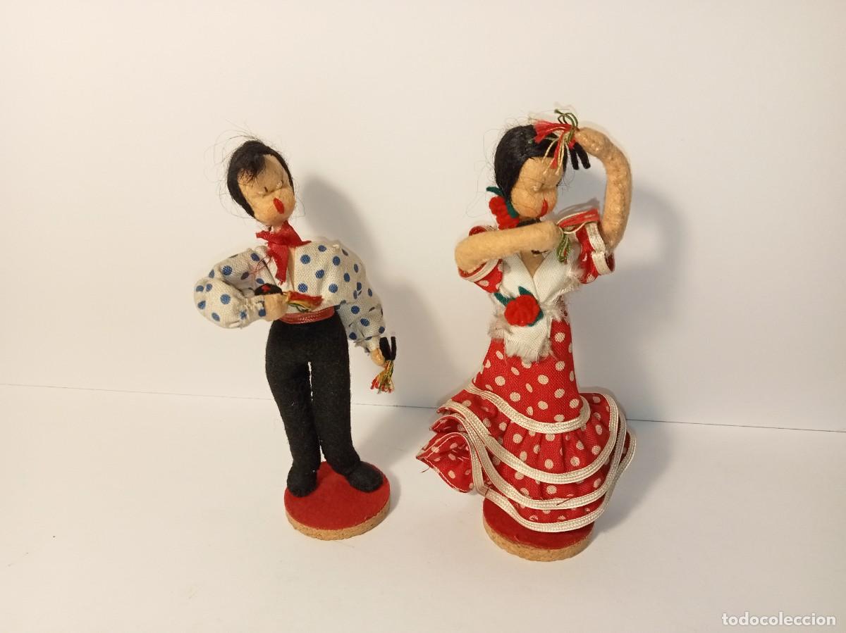 Antig&uuml;edades: PAREJA DE FIGURAS ANTIGUAS - Foto 1