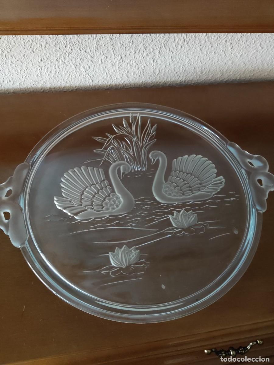 Antig&uuml;edades: bandeja de crital tallado