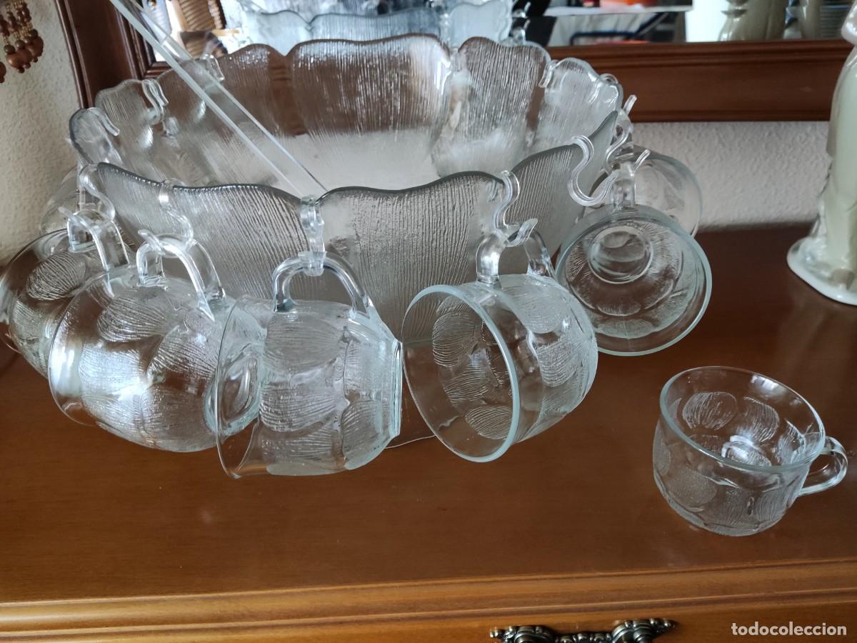 Antig&uuml;edades: cuervera ponchera de cristal tallado