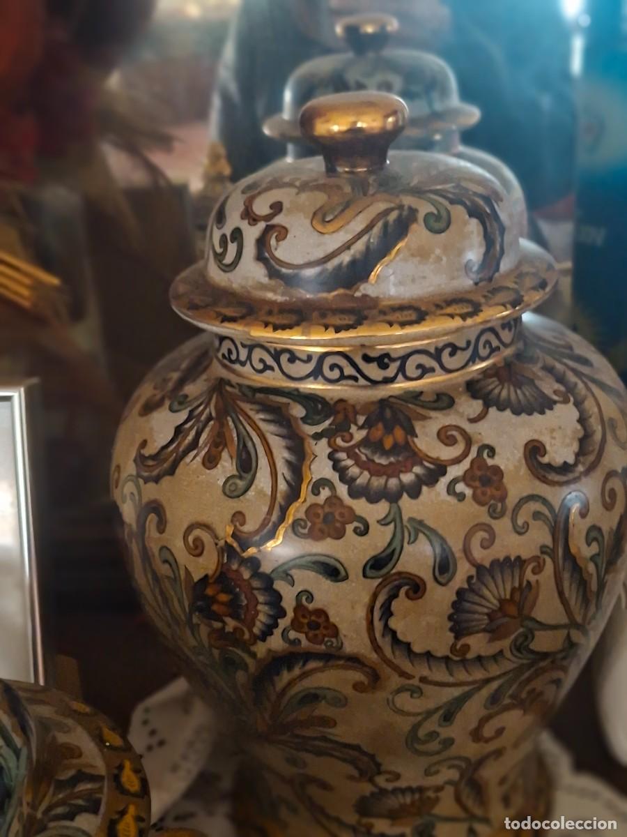 Antig&uuml;edades: Conjunto de 2 jarrones antiguos