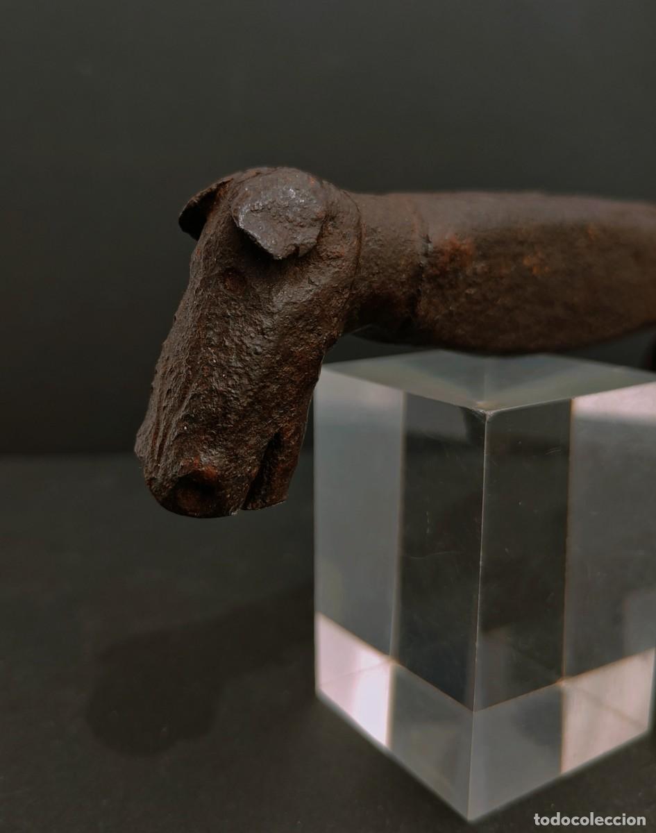 Antig&uuml;edades: Llamador hierro XV-XVI