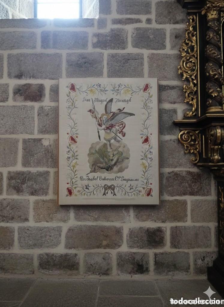 Antig&uuml;edades: Estandarte, Bordado de Seda del siglo 19 El Arc&aacute;ngel San Miguel.73x82 cm..