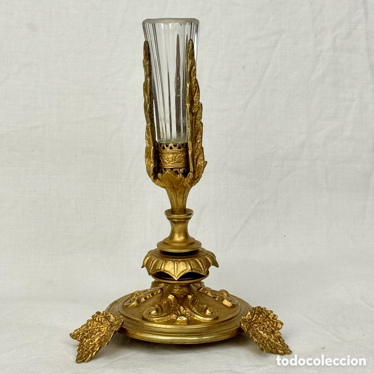 Oggetti Antichi: ANTIGUO FLORERO VIOLETERO EN BRONCE Y CRISTAL F. S. XIX - P. S. XX DECORACION TIPO JARRON CENTRO