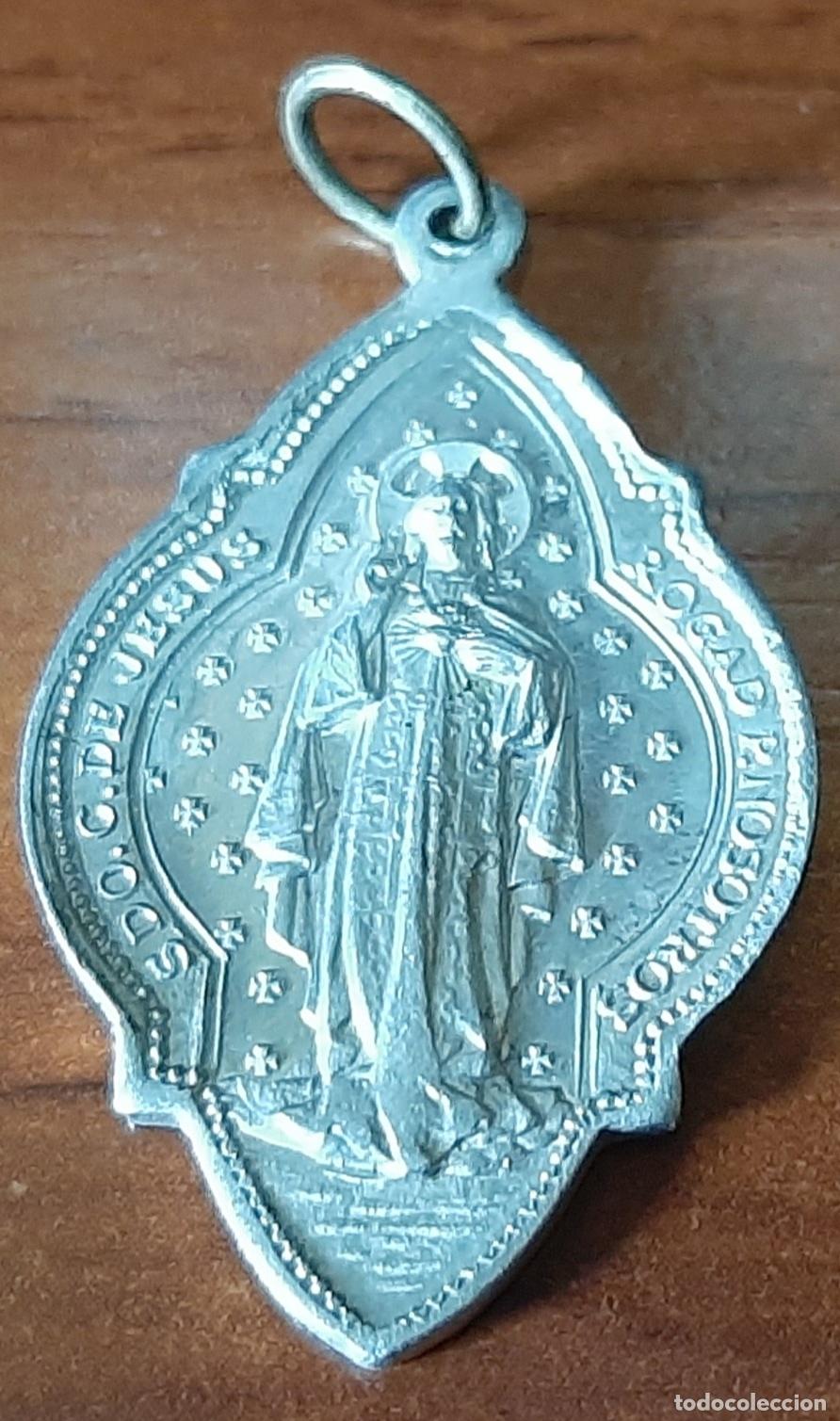 Antig&uuml;edades: MEDALLA DEL SAGRADO CORAZON DE JSUS Y LA VIRGEN DEL CARMEN - 4X2,5 CM ALUMINIO