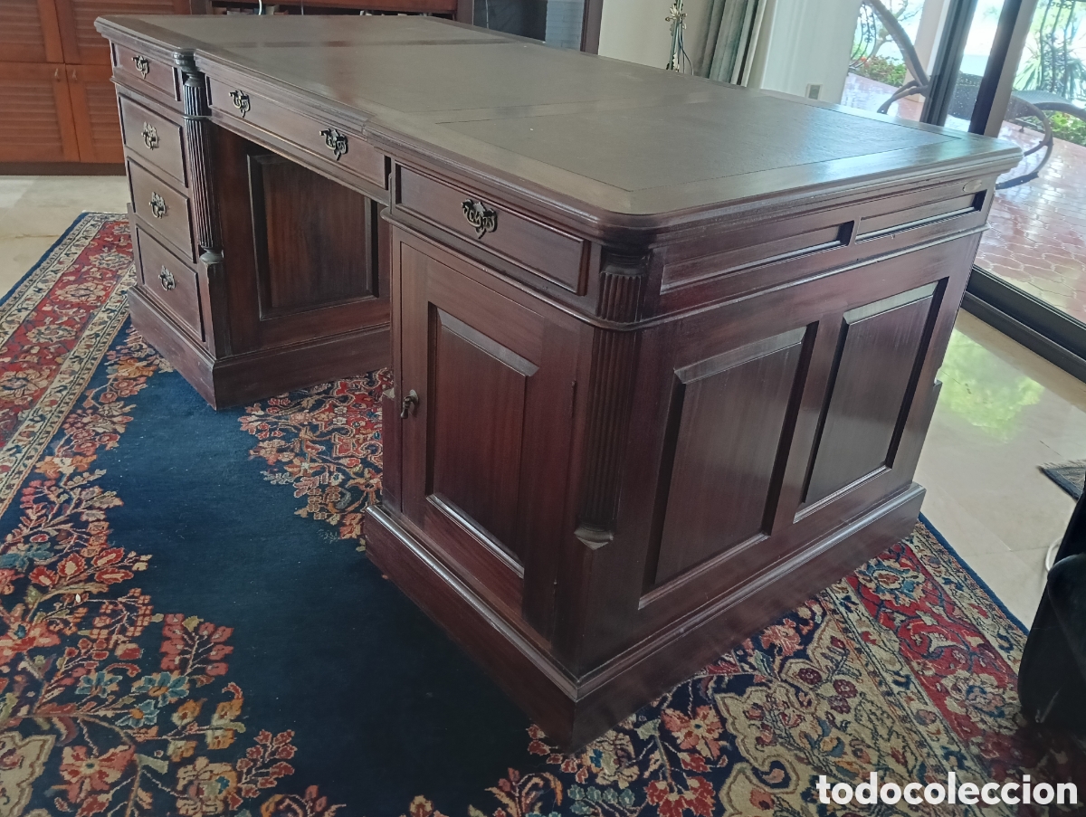 Antig&uuml;edades: Mesa de despacho madera y cuero - Foto 4
