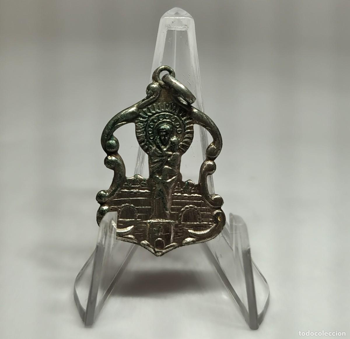 Antig&uuml;edades: Medalla religiosa / Colgante: NUESTRA SE&Ntilde;ORA VIRGEN DEL PILAR. M263