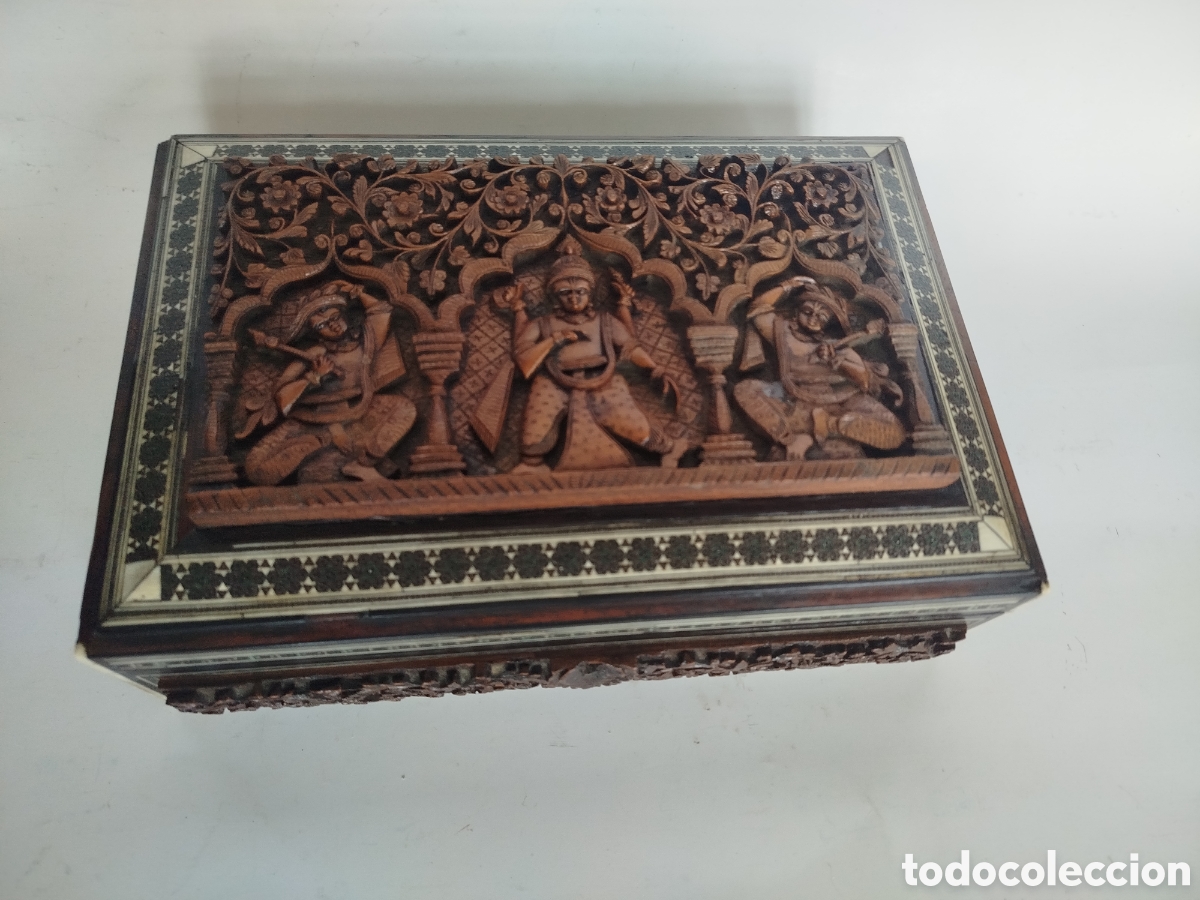 Antiques: ANTIGUO JOYERO ANGLO INDIO DE SANDALO TALLADO CON MARQUETER&Iacute;A SADELI DE HUESO Y EBANO . S. XIX