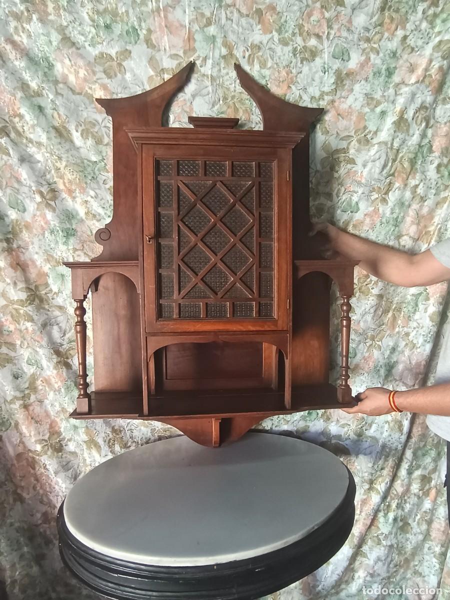 Antig&uuml;edades: Alacena de pared antigua 122x79 cm