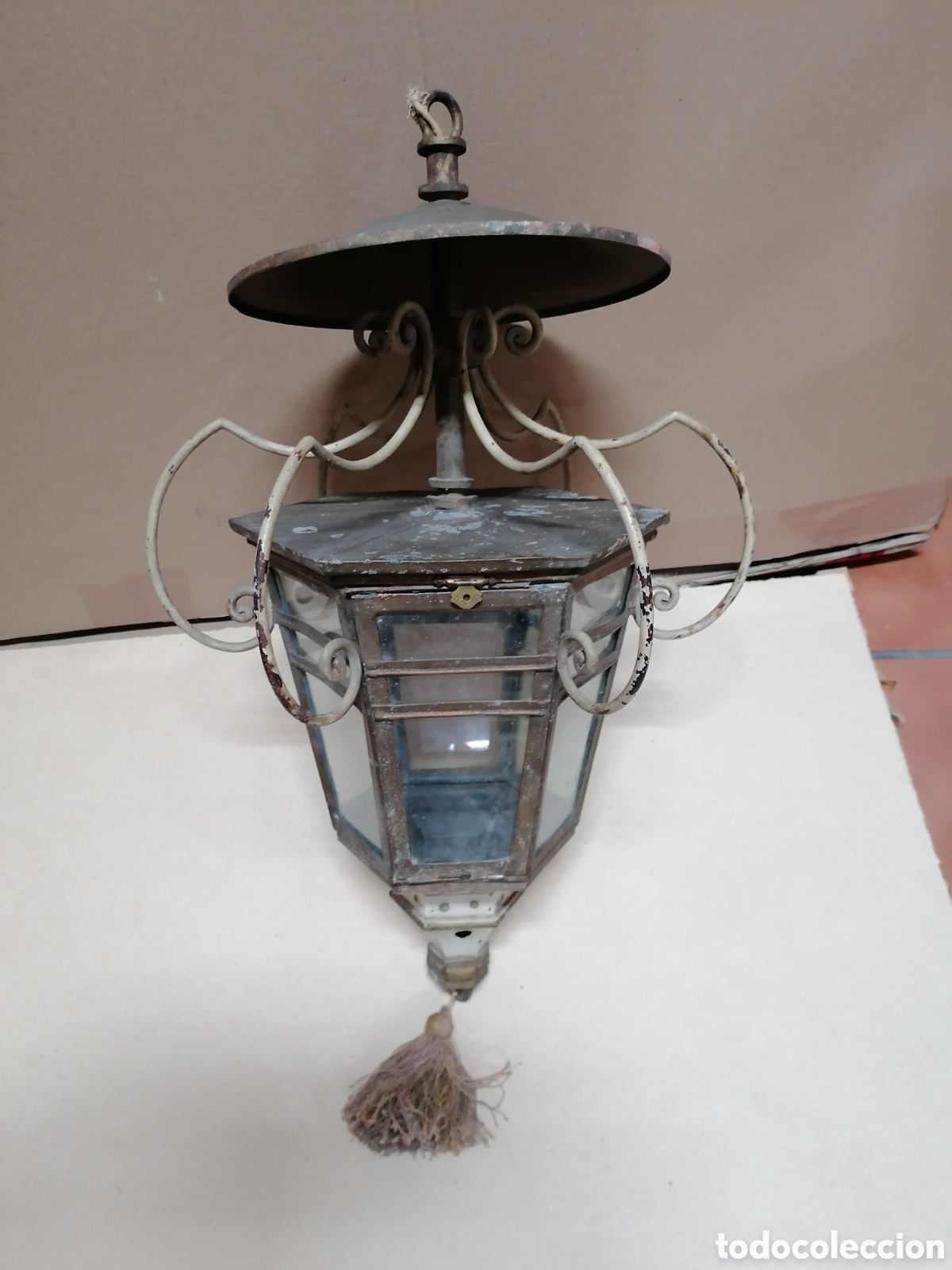 Antig&uuml;edades: Farol del s XIX gas&oacute;geno