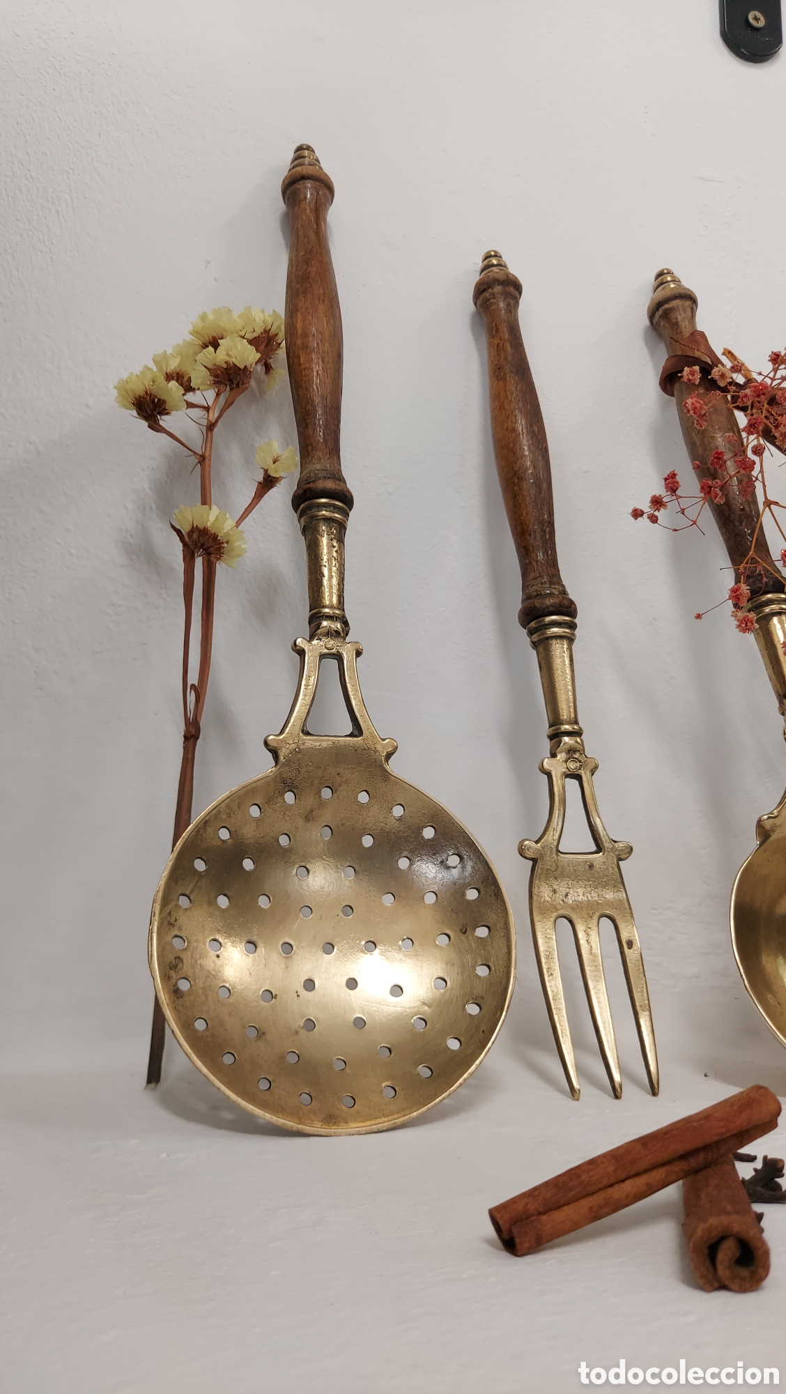 Antig&uuml;edades: Piezas de cocina de bronce circa 1950 - Foto 2