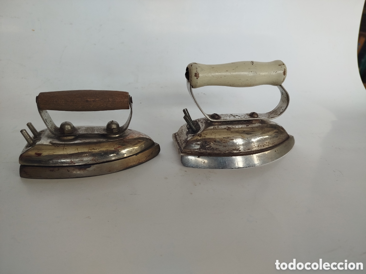Antig&uuml;edades: PAREJA DE PEQUE&Ntilde;AS PLANCHAS ELECTRICAS