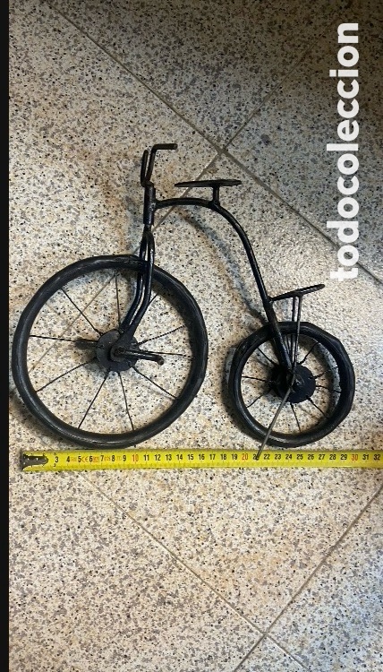 Antig&uuml;edades: Bicicleta de Adorno de forja