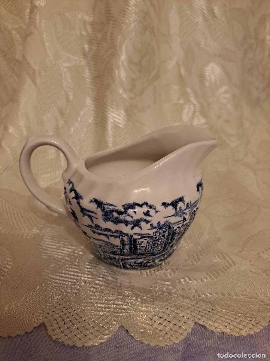 Antig&uuml;edades: Bonita lechera de porcelana Olde Coutry Castles, Ironstone made in england.