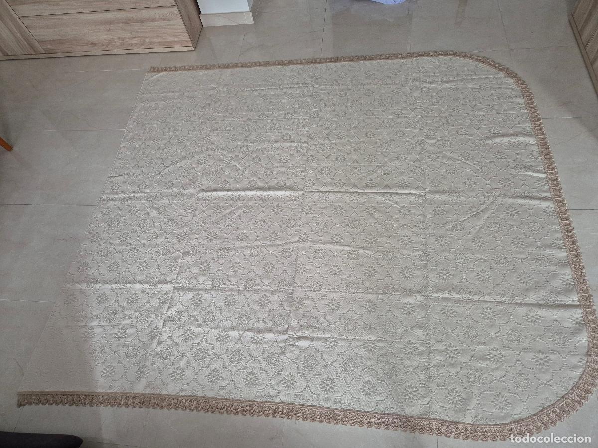 Antig&uuml;edades: Colcha Cama Ganchillo Beige y Marr&oacute;n - Foto 2