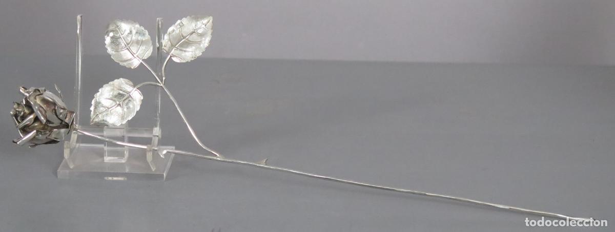Antig&uuml;edades: ROSA. PLATA. PUNZONADA. 925MM. SIGLO XX