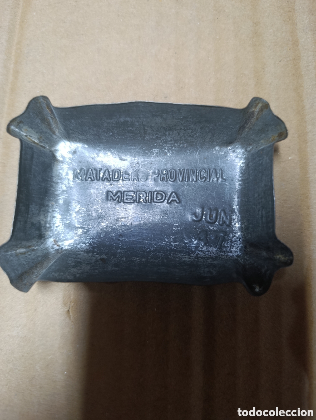 Antig&uuml;edades: Curioso molde de magdalenas a&ntilde;o 47