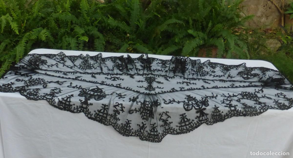 Antig&uuml;edades: ANTIGUA MANTILLA DE TERNO ENCAJE MANUAL S. XIX CON DEFECTOS VICTORIAN LACE
