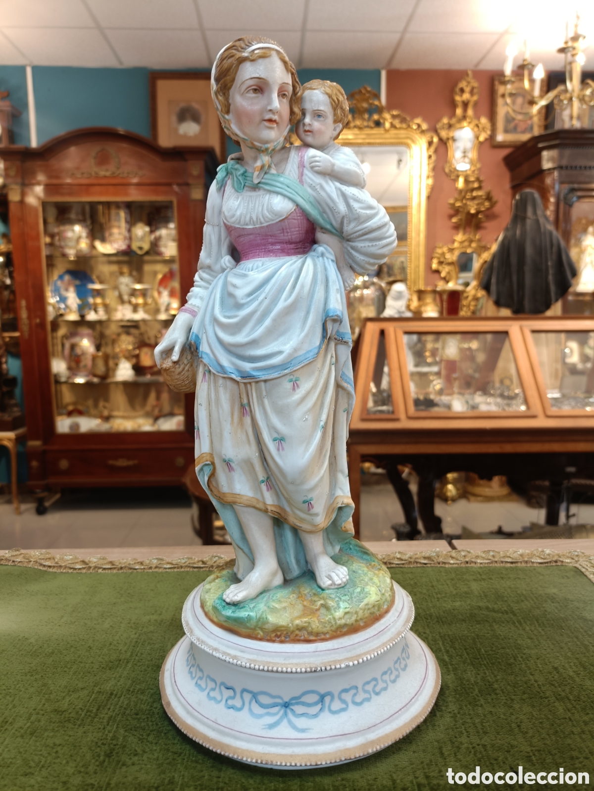 Antig&uuml;edades: ANTIGUA FIGURA PORCELANA BISCUIT MUJER CON NI&Ntilde;O, NUMERADA EN LA BASE 34CM ALTO