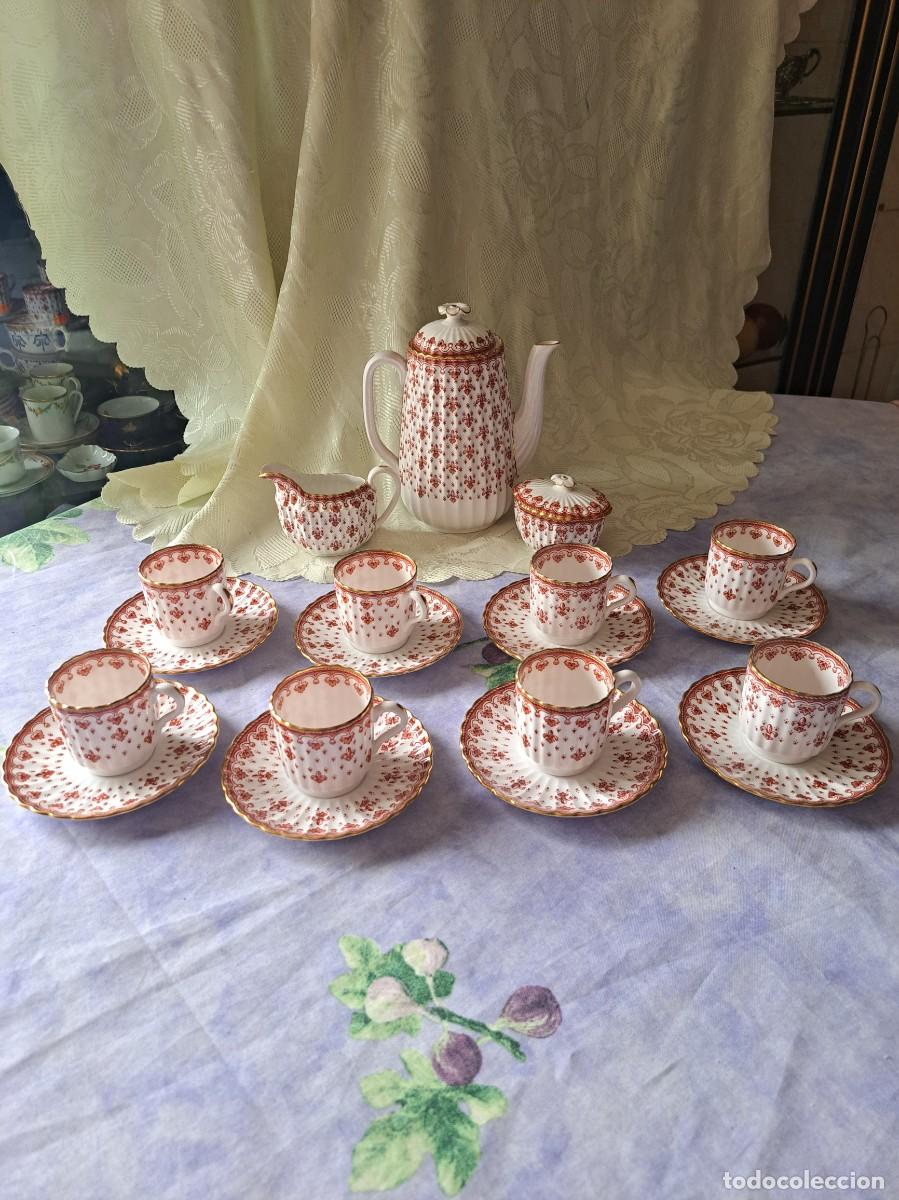 Antiguidades: Precioso juego de caf&eacute; de porcelana spode Fleur de Lys, siglo XIX, rojo, 19 piezas