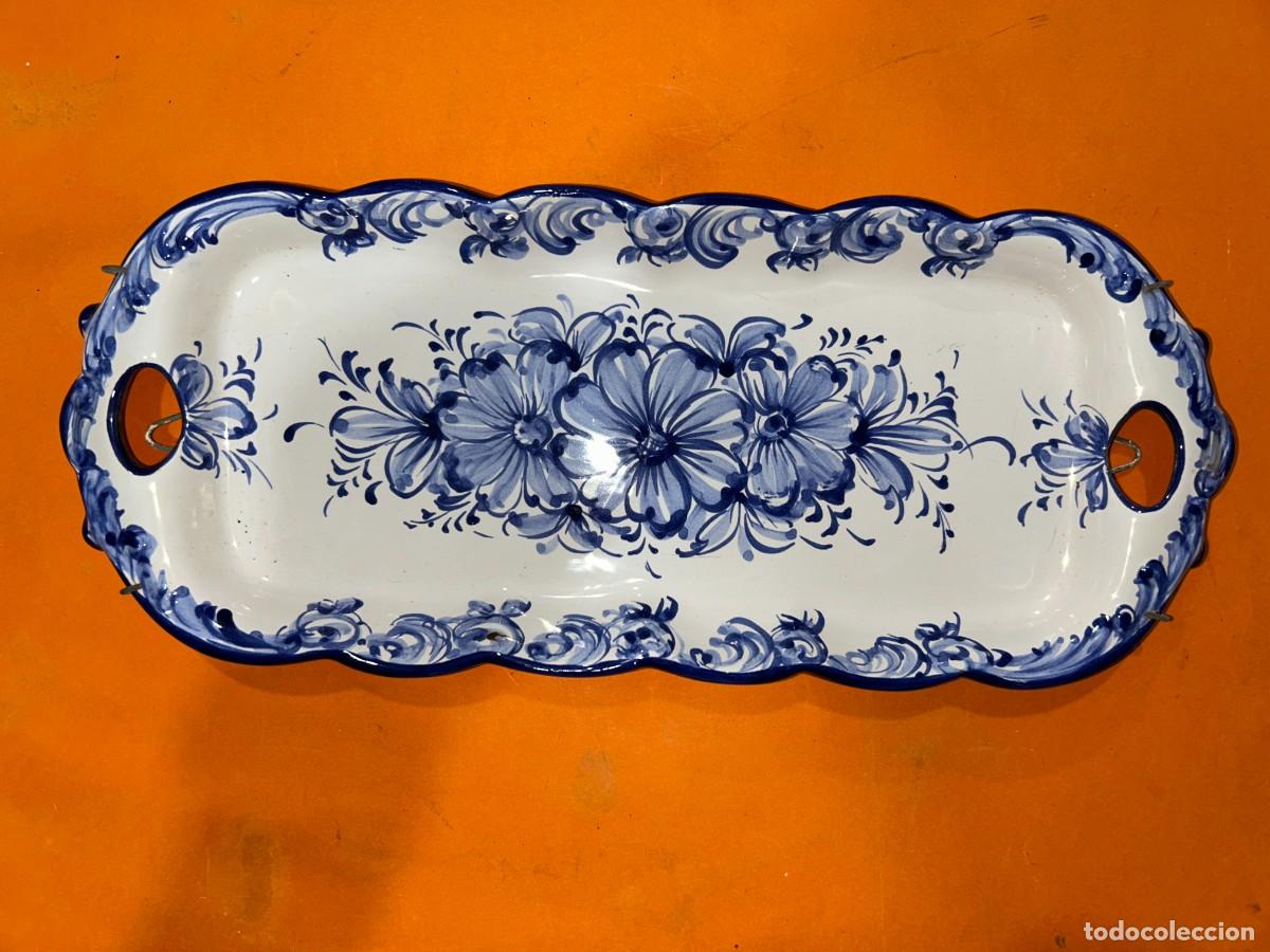 Antig&uuml;edades: BANDEJA DE CERAMICA AZUL PORTUGUESA VESTAL PINTADO A MANO