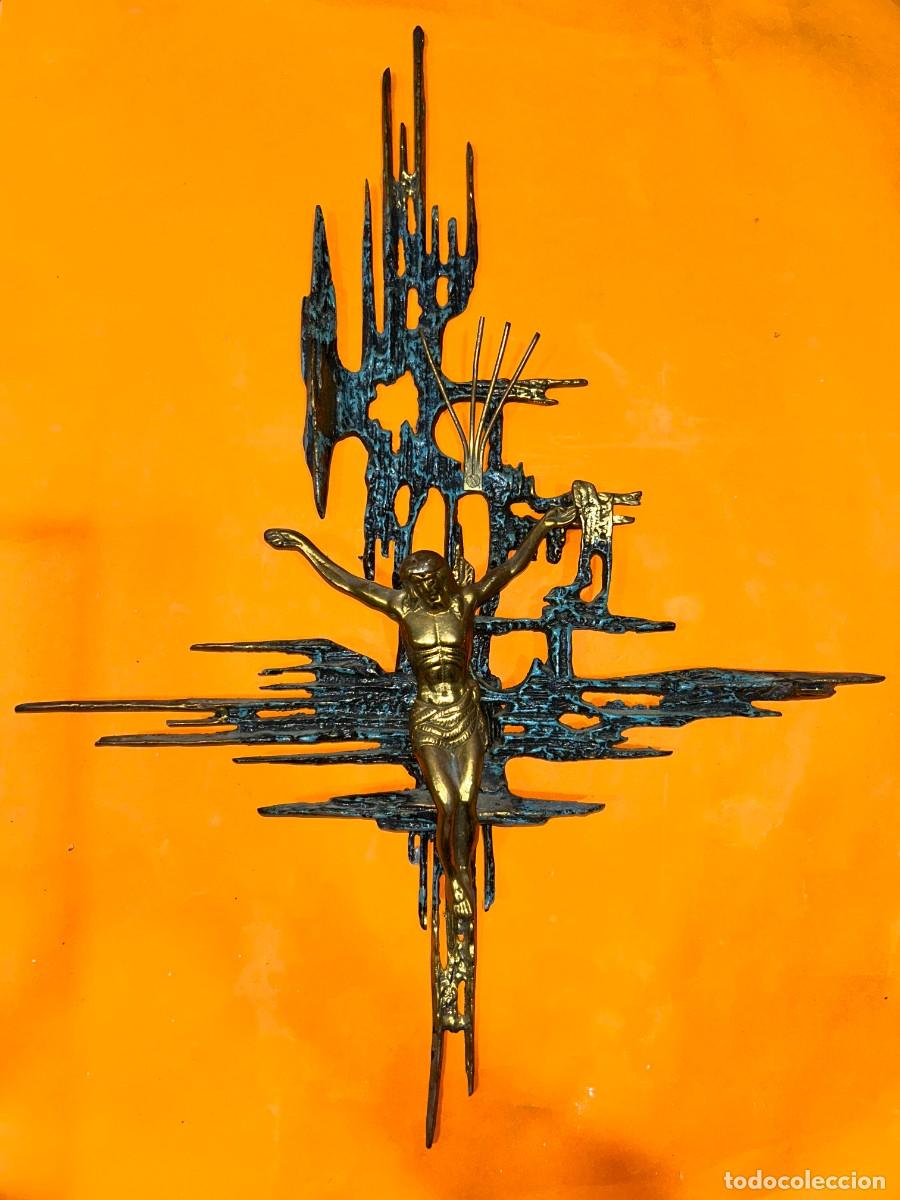 Antig&uuml;edades: ANTIGUO CRISTO DE SAN JUAN DE LA CRUZ DE DALI EN BRONCE