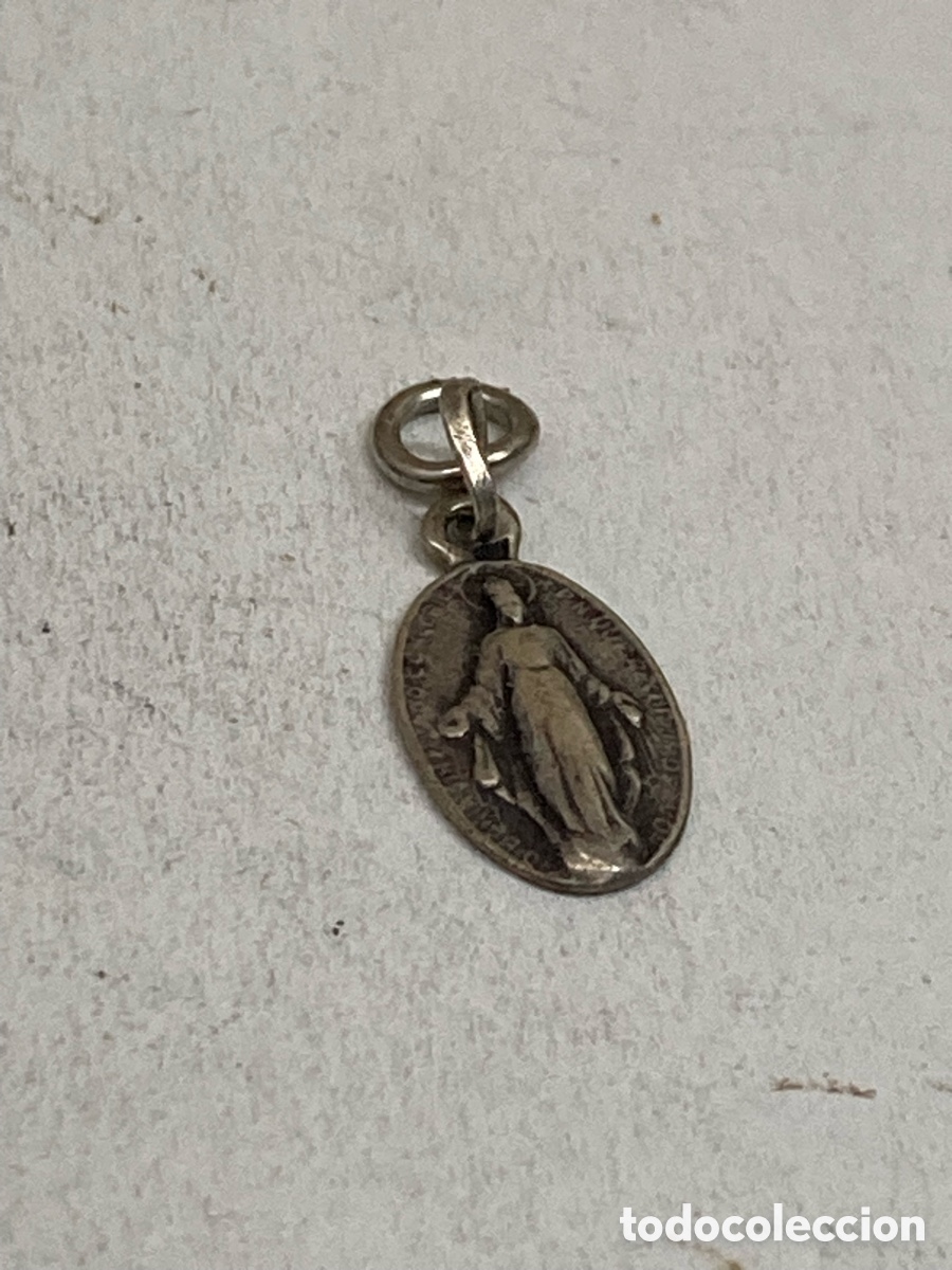 Antig&uuml;edades: Medalla de plata religiosa C579 - Foto 1