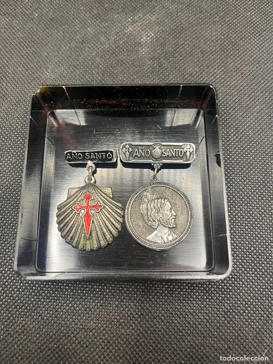 Antig&uuml;edades: Lote 2 Medallas Oficiales Registradas Santiago de Compostela - Xacobeo 1976-1982