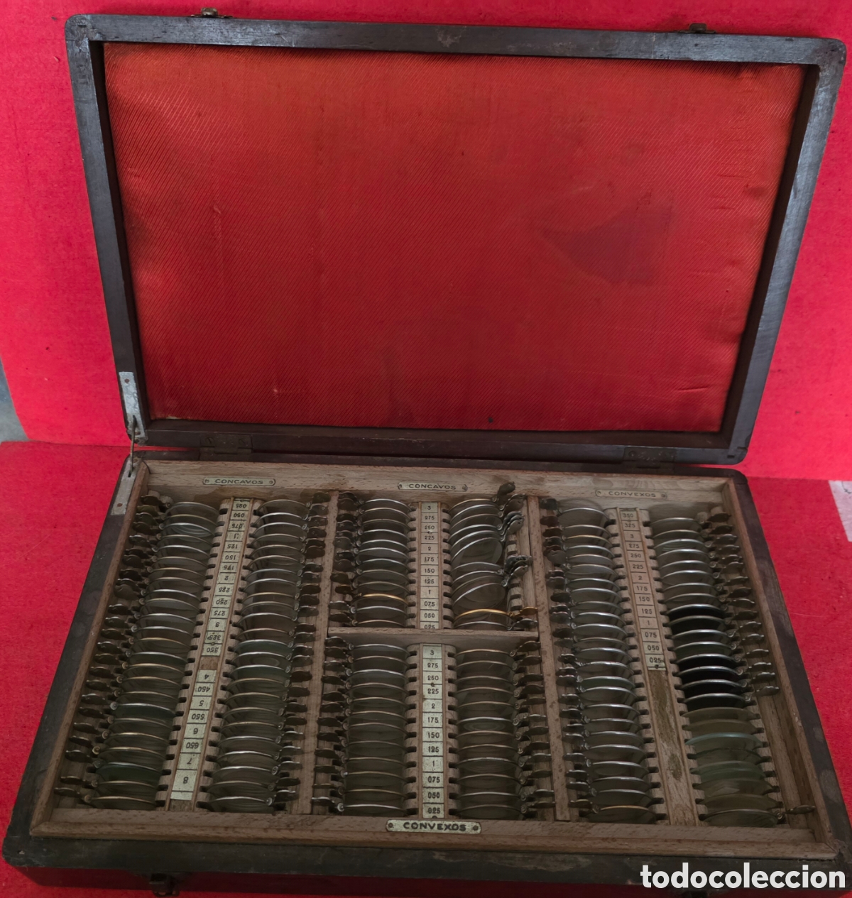 Antig&uuml;edades: Estuche de &oacute;ptico antiguo