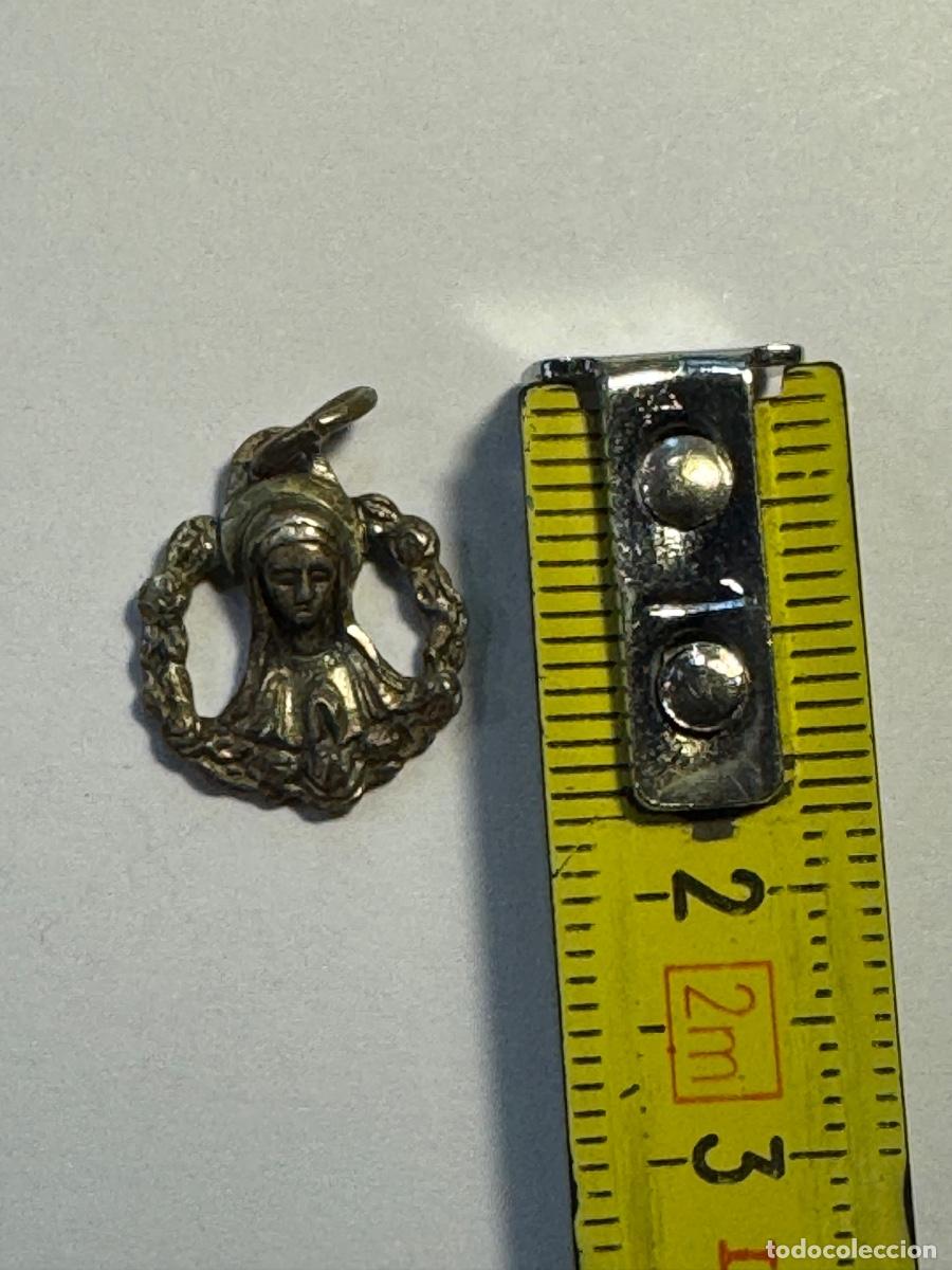 Antig&uuml;edades: MEDALLA RELIGIOSA DE PLATA / COMPRA M&Iacute;NIMA 5&euro;