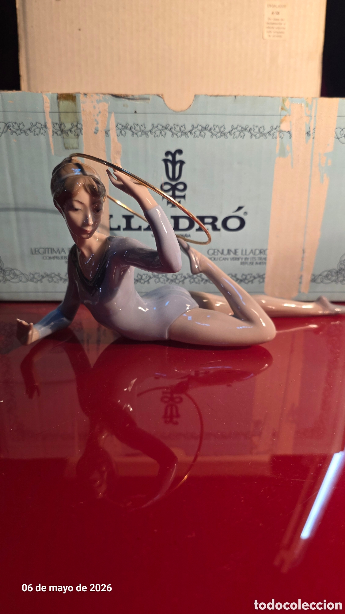 Antig&uuml;edades: Figura porcelana lladro gimnasta con aro