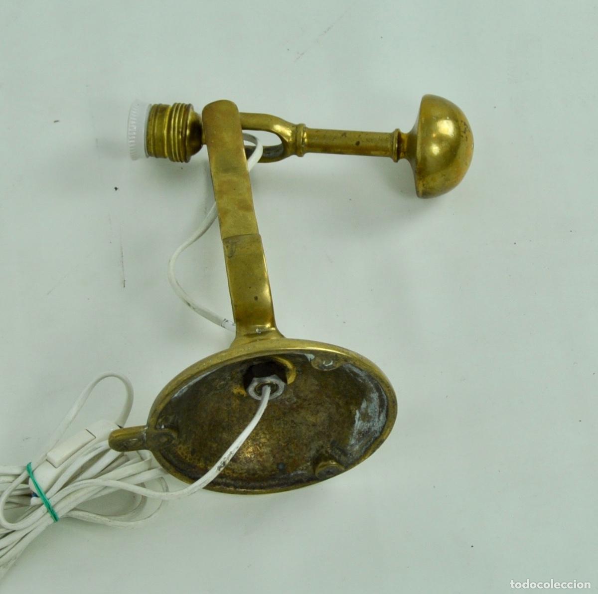 Antig&uuml;edades: Aplique de barco en bronce basculante - Foto 10