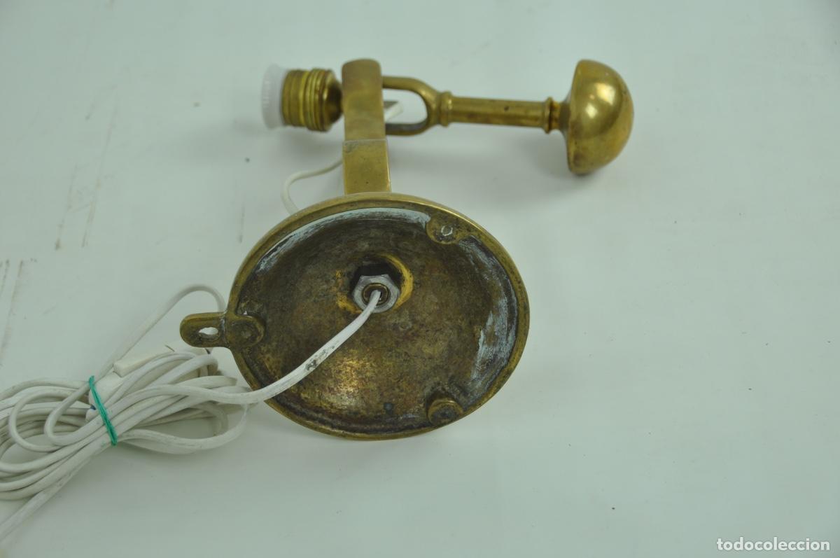 Antig&uuml;edades: Aplique de barco en bronce basculante - Foto 12