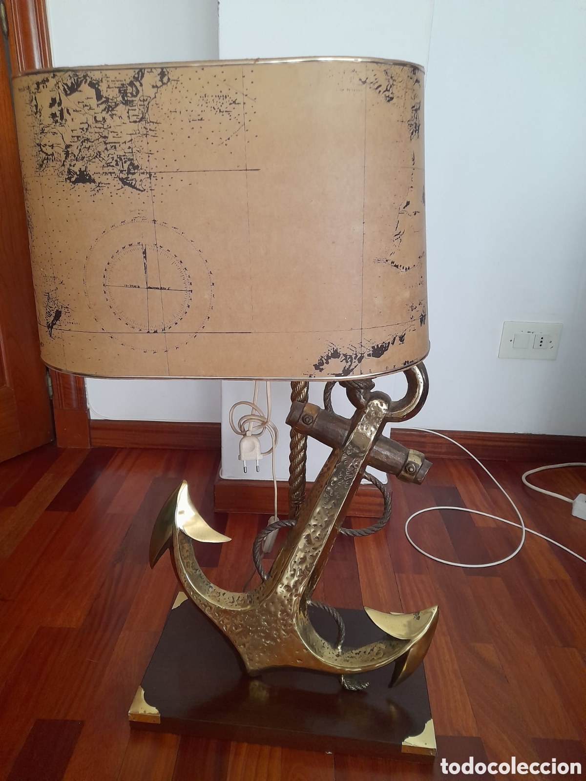Antig&uuml;edades: L&aacute;mpara de bronce BUQUE AZOR