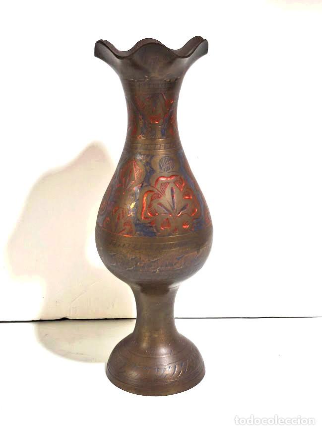 Antig&uuml;edades: Antiguo Jarr&oacute;n de Bronce Indio Pintado a Mano