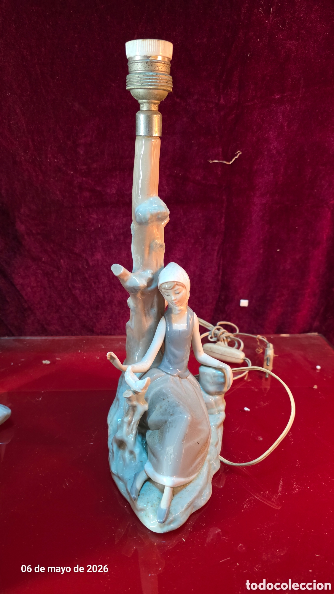 Antig&uuml;edades: L&aacute;mpara porcelana lladro