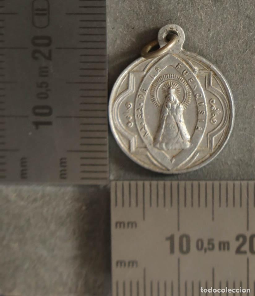 Antiguidades: MEDALLA. NTRA SRA DE LA FUENCISLA. SAGRADO CORAZON