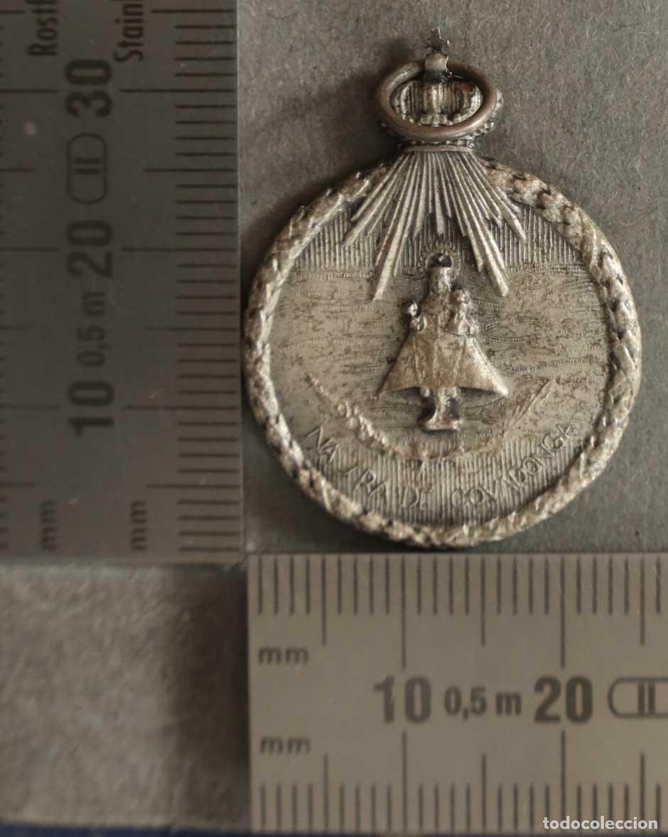 Oggetti Antichi: MEDALLA. NTRA SRA DE COVADONGA. PRIMER CENTENARIO. CARABINEROS. 1929.