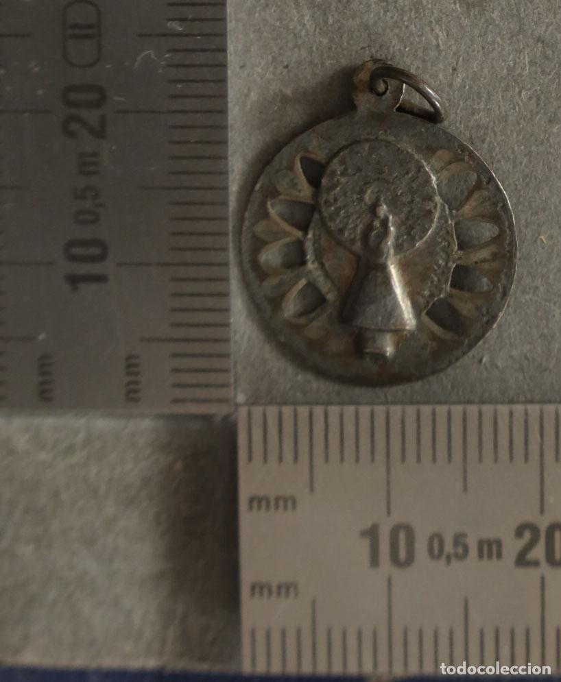 Antig&uuml;edades: MEDALLA. NTRA SRA DEL PILAR. PLATA