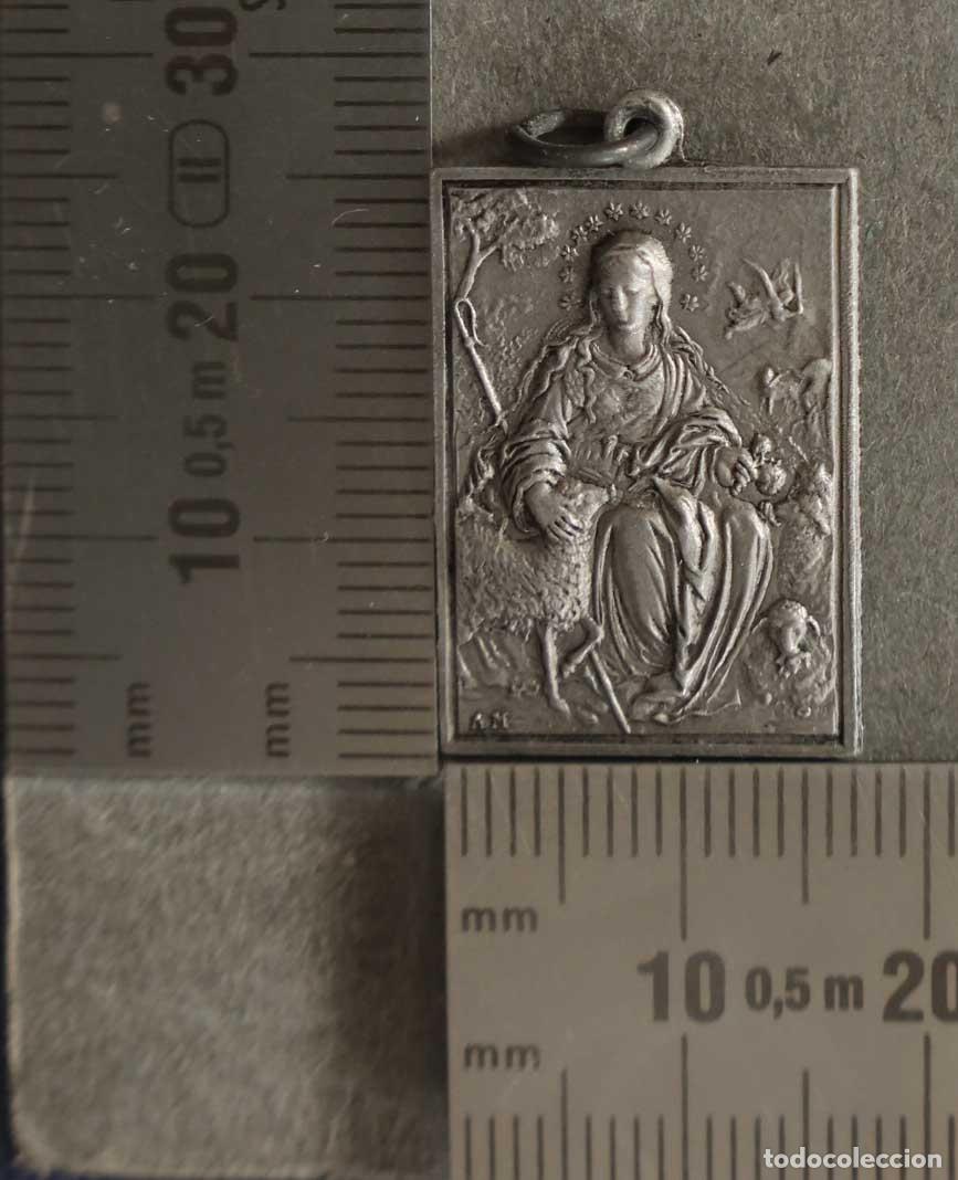Antig&uuml;edades: MEDALLA. DIVINA PASTORA.