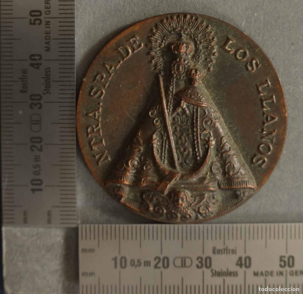 Antig&uuml;edades: MEDALLA. NTRA SRA DE LOS LLANOS. CORONACION 1981.