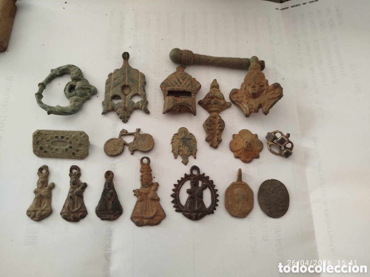 Antig&uuml;edades: Objetos medievales variados