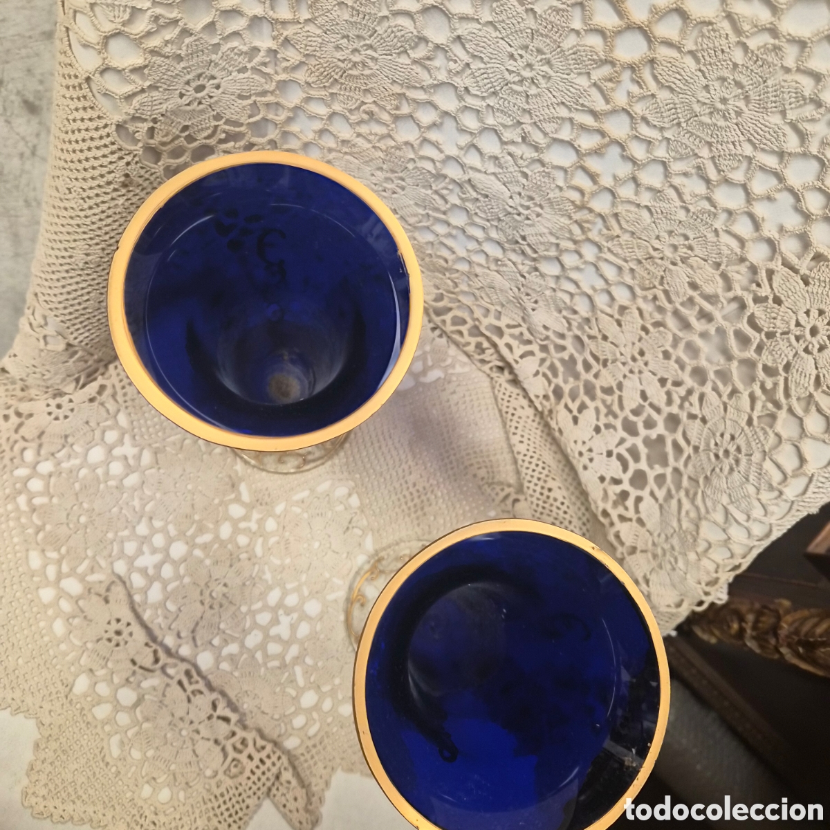 Antig&uuml;edades: Jarrones vidrio esmaltado azul cobalto - Foto 2