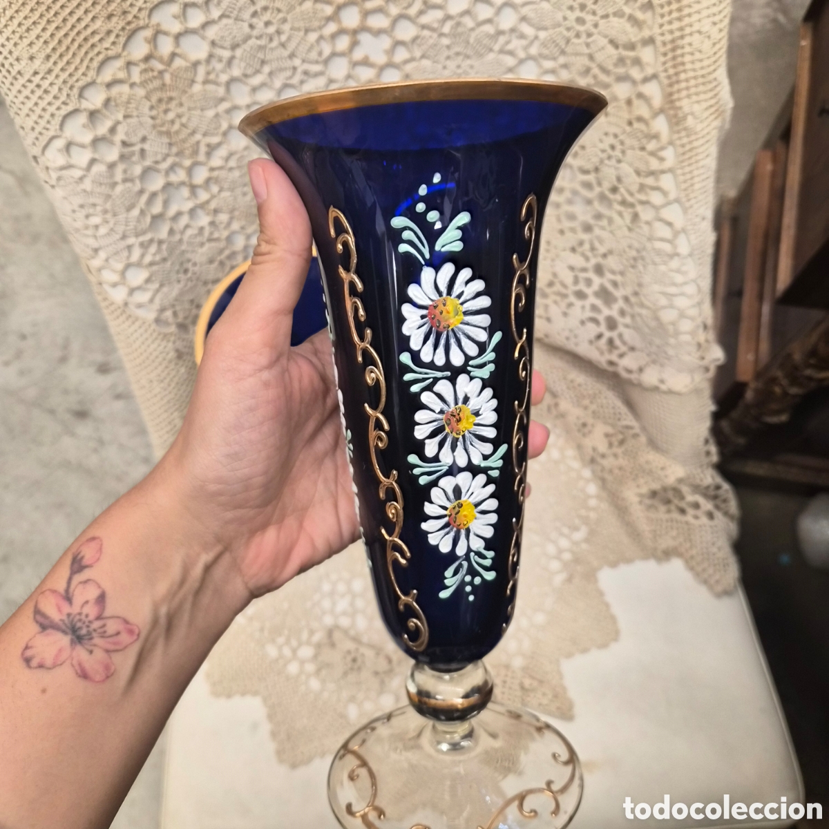 Antig&uuml;edades: Jarrones vidrio esmaltado azul cobalto - Foto 6