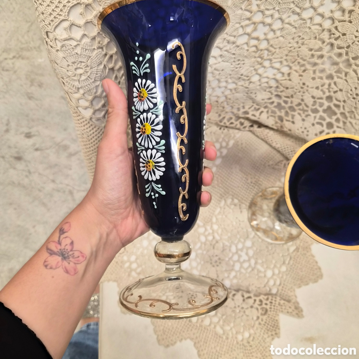 Antig&uuml;edades: Jarrones vidrio esmaltado azul cobalto - Foto 11
