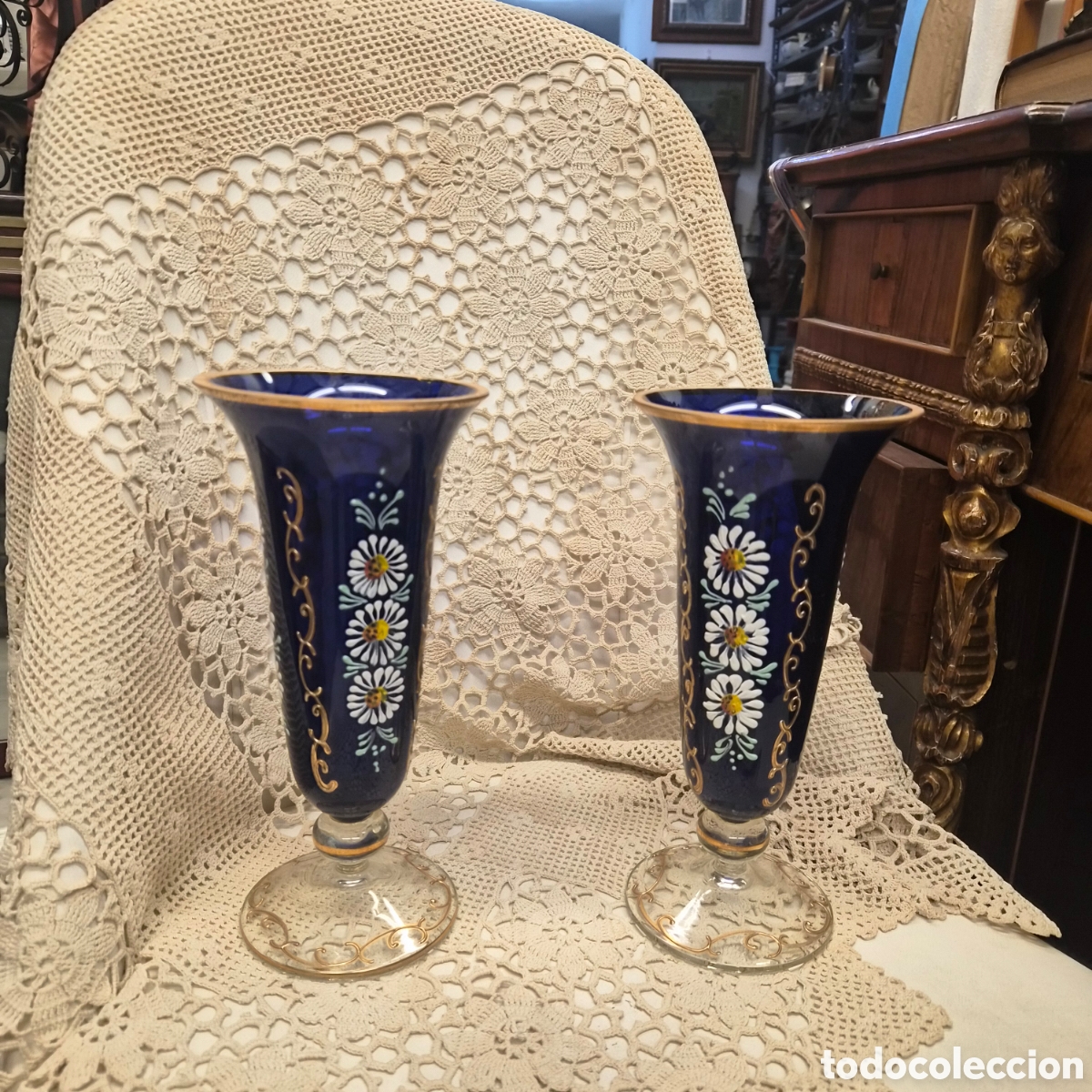 Antig&uuml;edades: Jarrones vidrio esmaltado azul cobalto - Foto 1