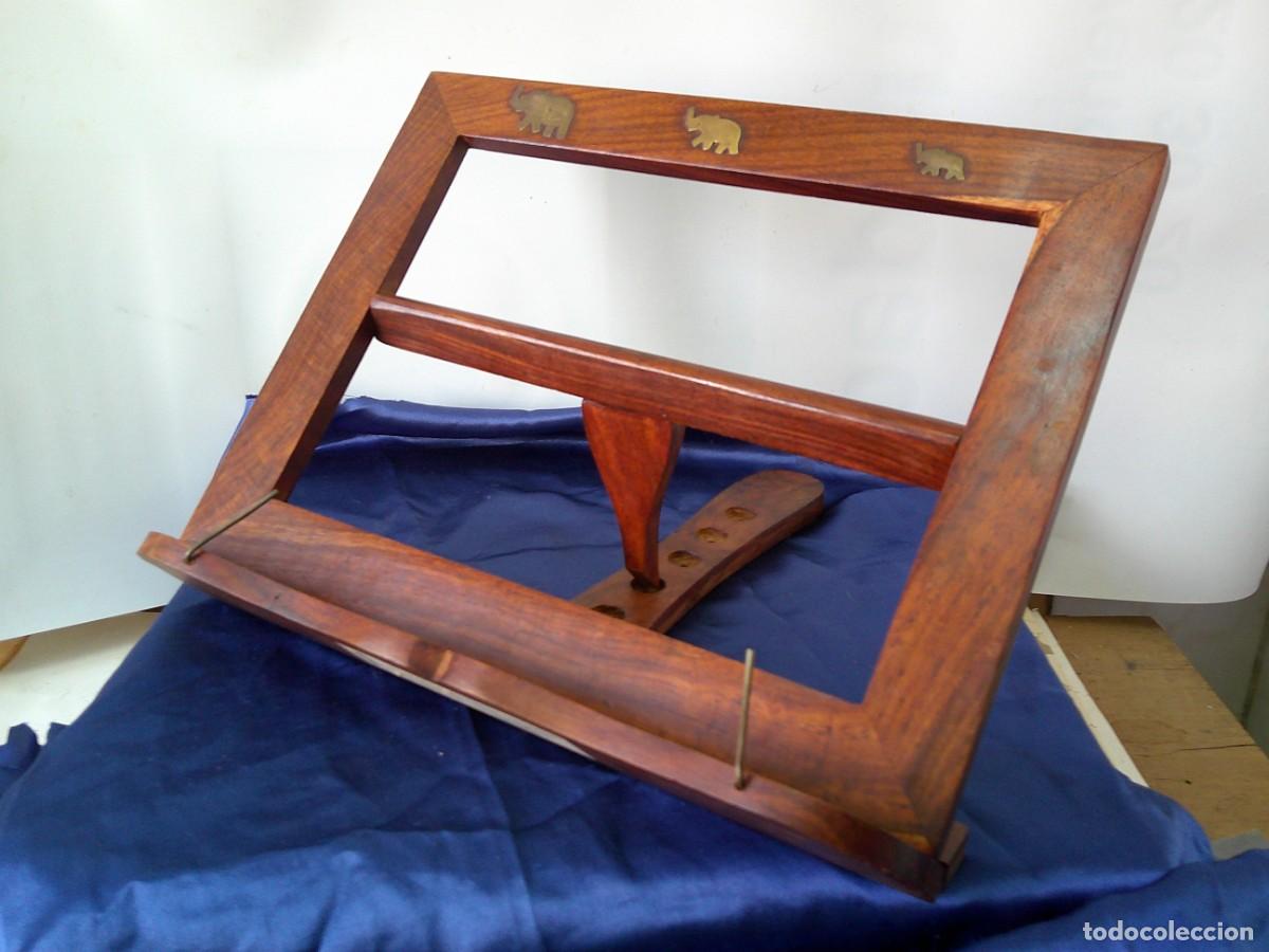 Antiguidades: &iexcl;&iexcl; =CALIDAD=. ATRIL. (Lectura). Madera-Palisandro (INDIA) . Con Incrustaciones (Elefantes) !! C-33.