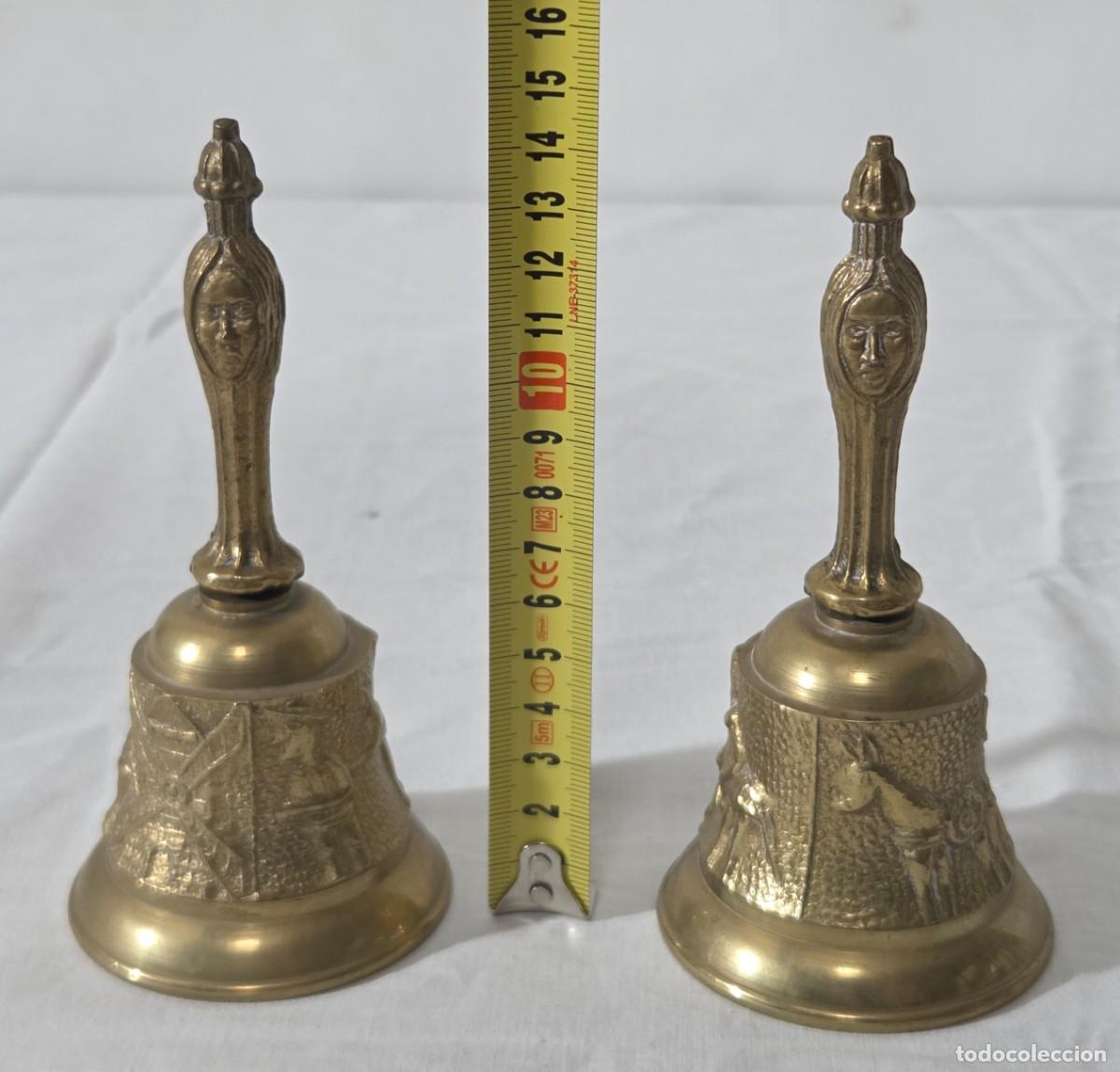 Antig&uuml;edades: Pareja de campanas de bronce del Quijote - Foto 18